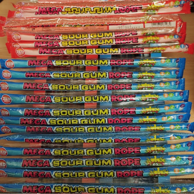 Zed Candy Blue Razz Mega Sour Gum Rope 30g – Bubble-gum Stick